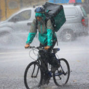 riders_sotto la pioggia