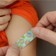 Vaccinazioni_cerotto_protezione bambini 3